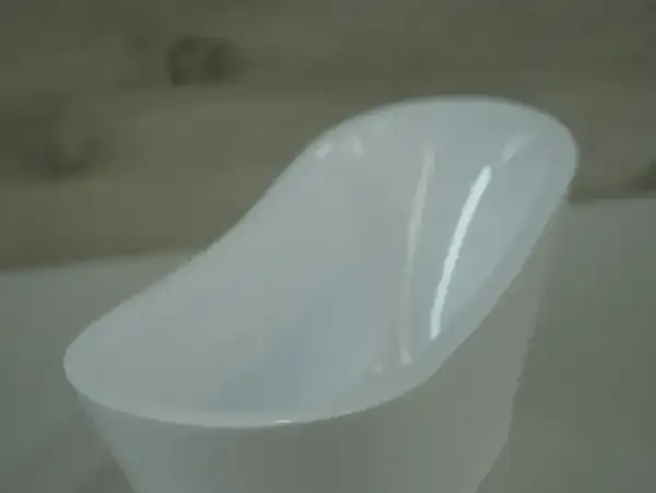 BATHTUB - Image 2